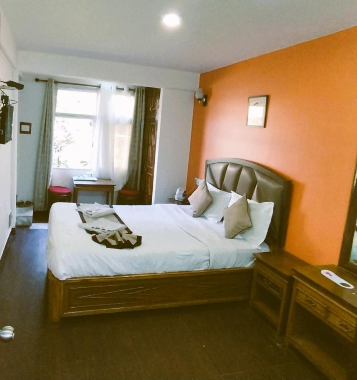 Hotel Kasturi Palace & Restaurant Darjeeling Darjeeling  Ngoại thất bức ảnh