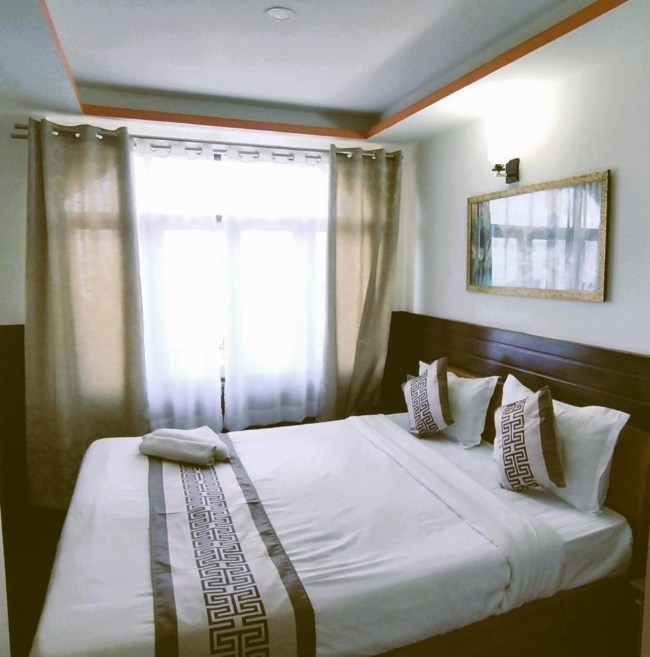 Hotel Kasturi Palace & Restaurant Darjeeling Darjeeling  Ngoại thất bức ảnh