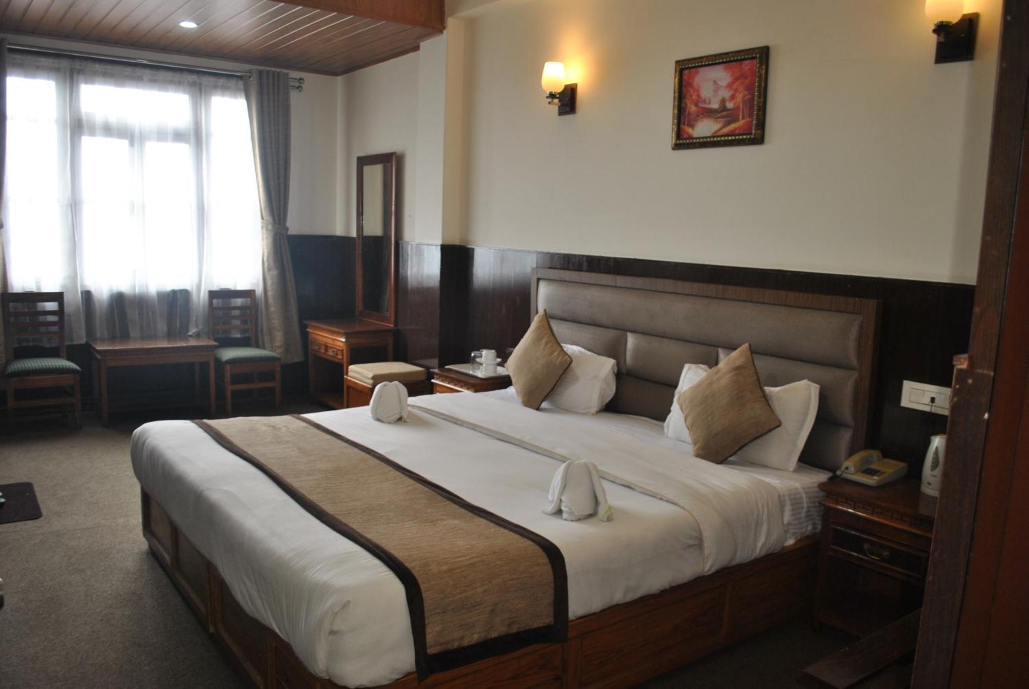 Hotel Kasturi Palace & Restaurant Darjeeling Darjeeling  Ngoại thất bức ảnh