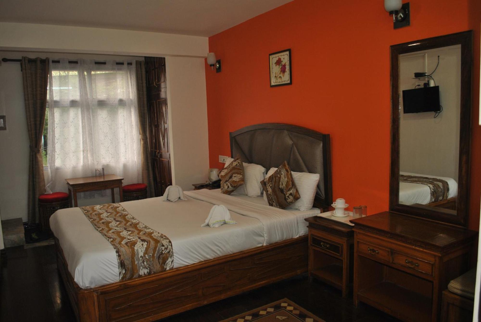 Hotel Kasturi Palace & Restaurant Darjeeling Darjeeling  Ngoại thất bức ảnh