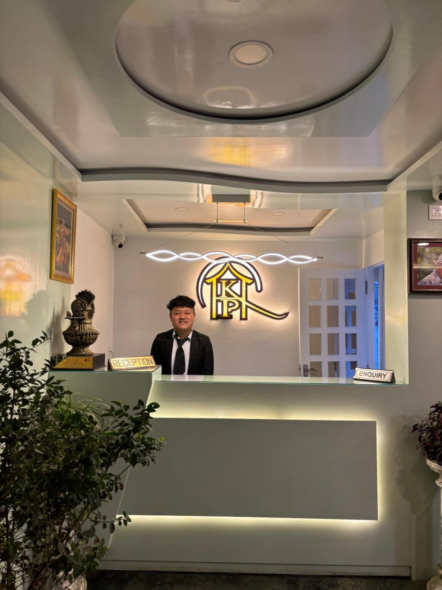 Hotel Kasturi Palace & Restaurant Darjeeling Darjeeling  Ngoại thất bức ảnh