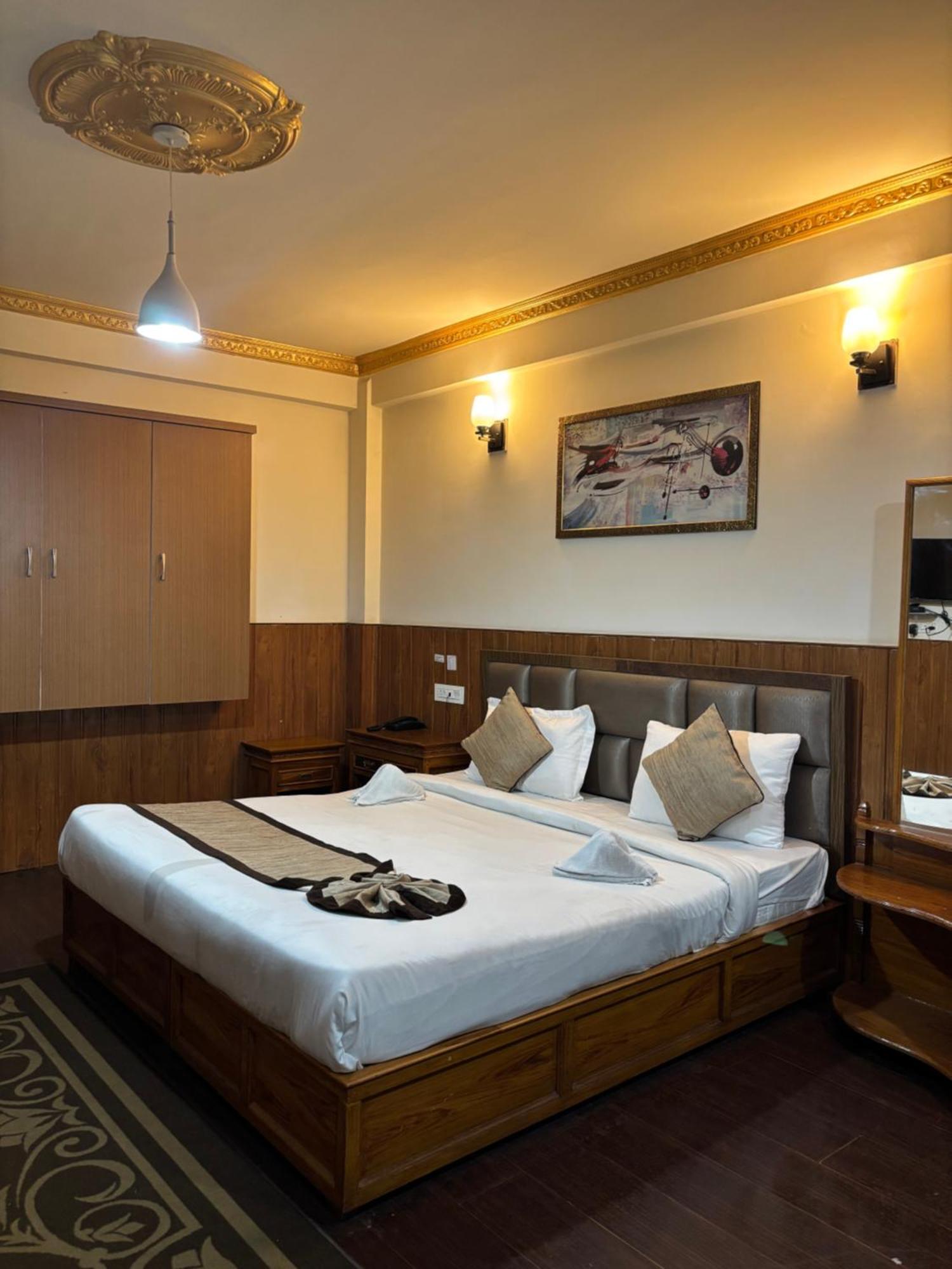 Hotel Kasturi Palace & Restaurant Darjeeling Darjeeling  Ngoại thất bức ảnh