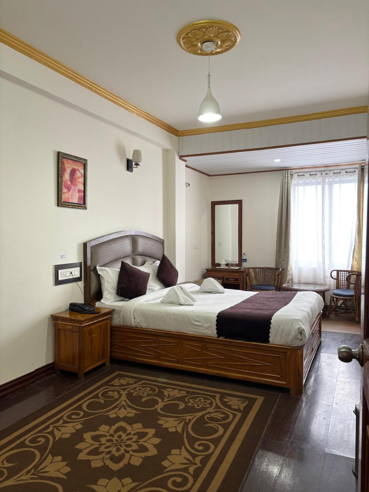 Hotel Kasturi Palace & Restaurant Darjeeling Darjeeling  Ngoại thất bức ảnh
