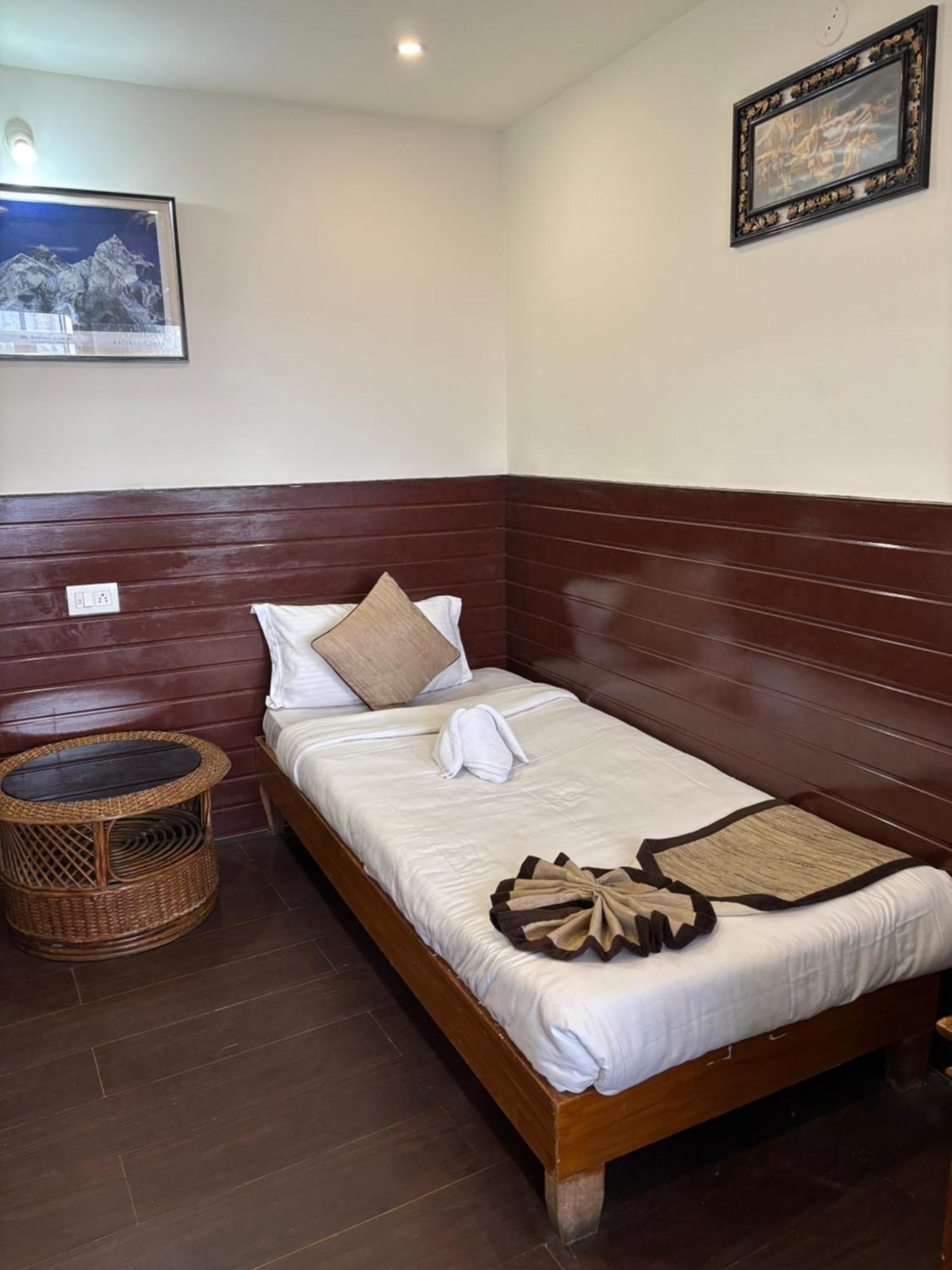Hotel Kasturi Palace & Restaurant Darjeeling Darjeeling  Ngoại thất bức ảnh