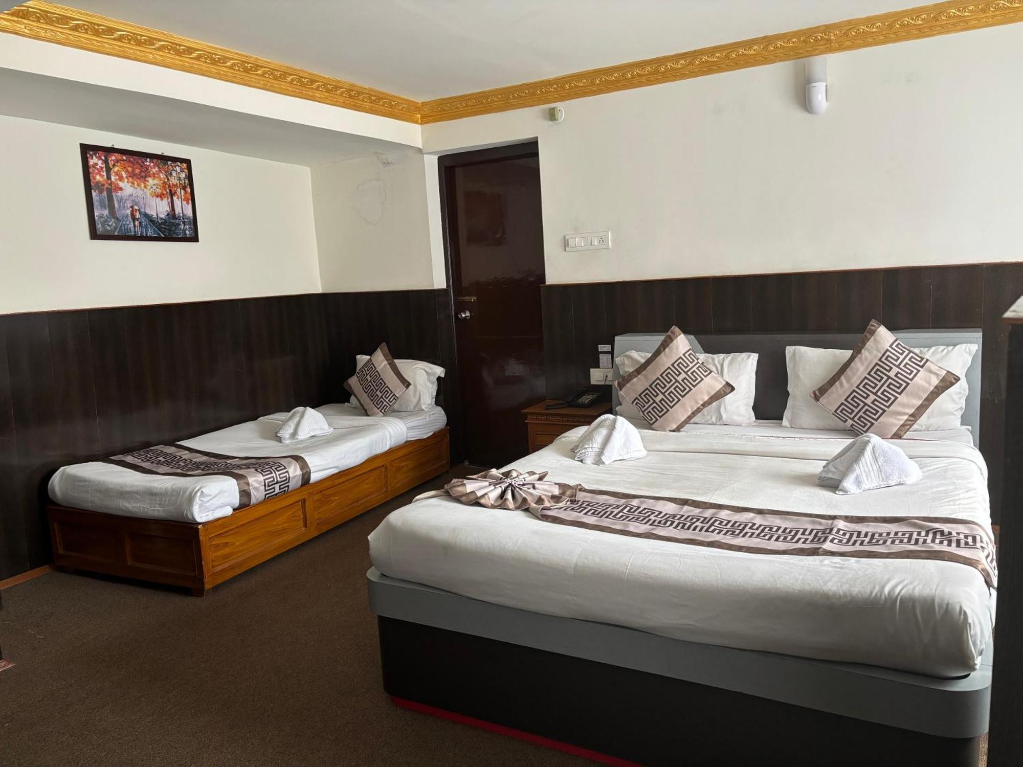 Hotel Kasturi Palace & Restaurant Darjeeling Darjeeling  Ngoại thất bức ảnh