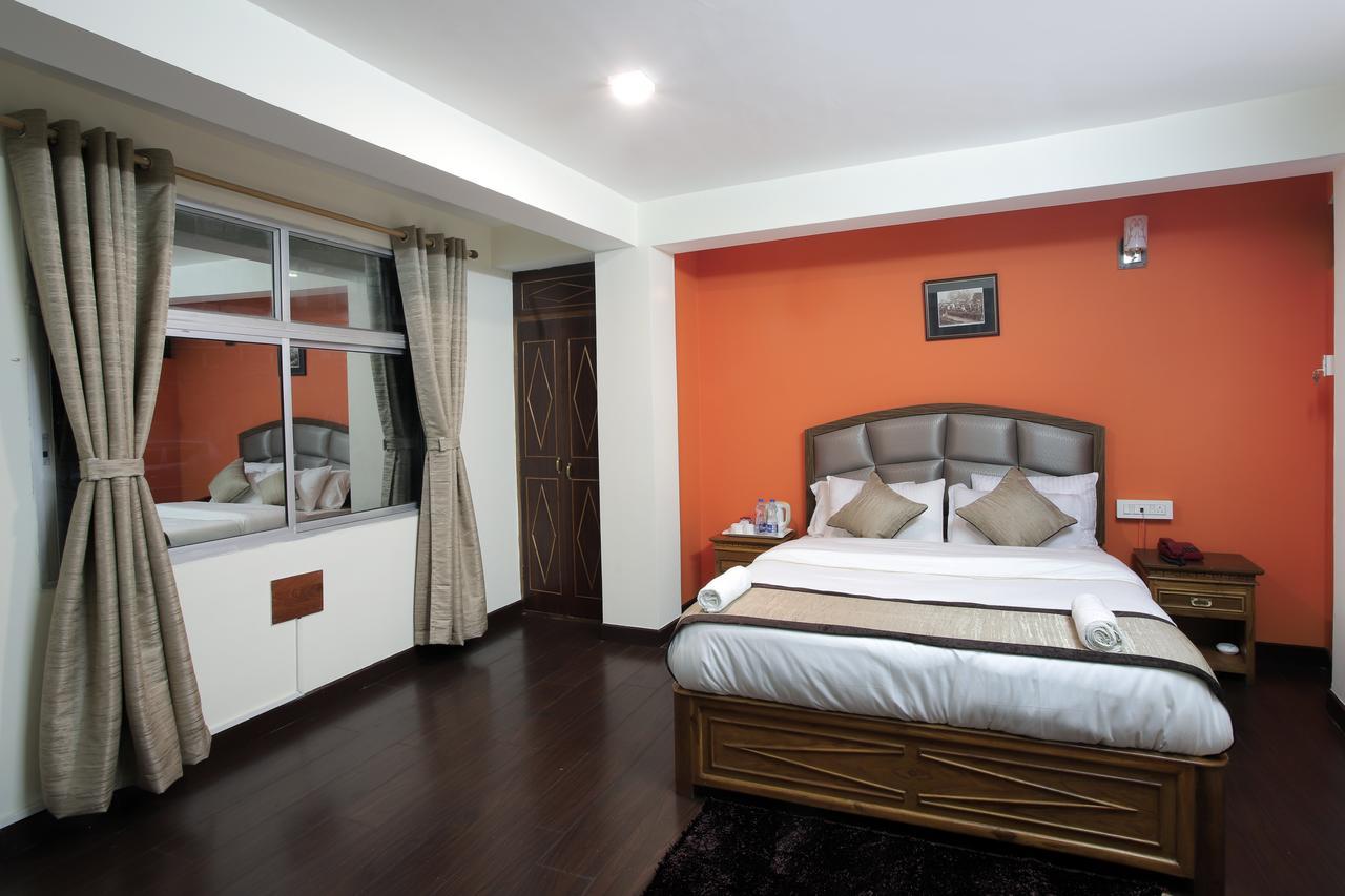 Hotel Kasturi Palace & Restaurant Darjeeling Darjeeling  Ngoại thất bức ảnh